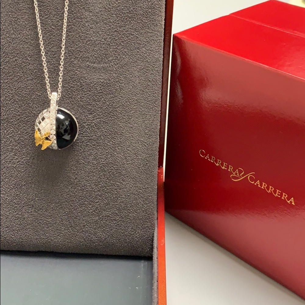 Carrera Y Carrera Pendant .
